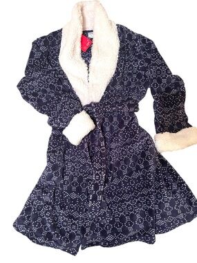 Ulta Beauty Cozy Plush Robe Sherpa Trim Navy Print Tie Waist L/XL NWT